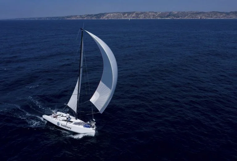 Mestral Marine Works – MMW 33