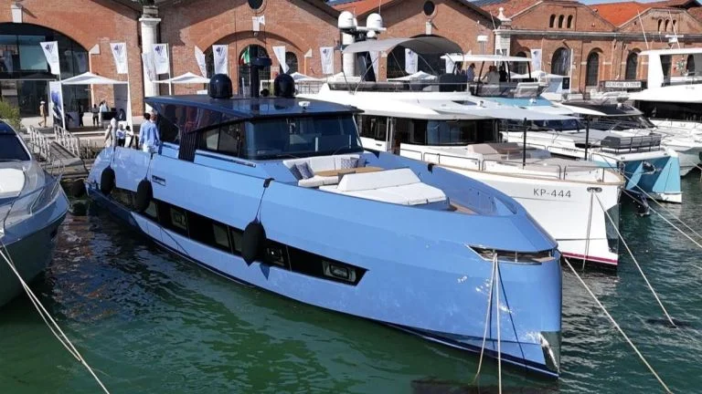 MANDAYACHTS – S07 Berlinetta